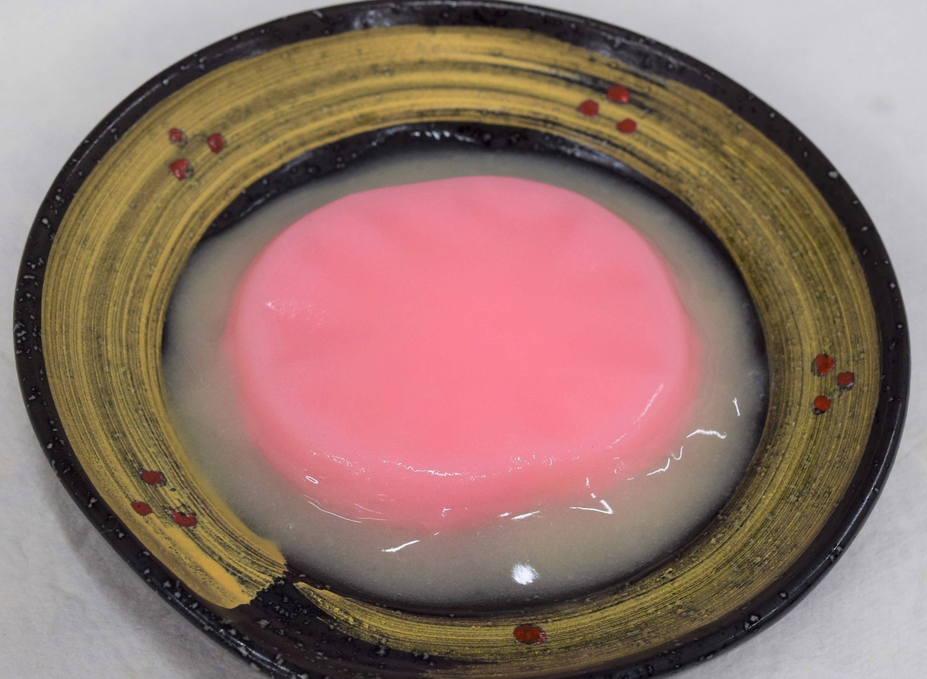 すむーす食つるりん　紅もち(白あん柚子ソース)